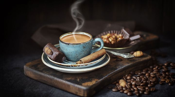 Šálky na kávu a na čaj – keramické doplnky